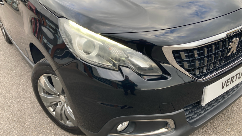 Peugeot 2008 1.2 PureTech Active 5dr Petrol Estate
